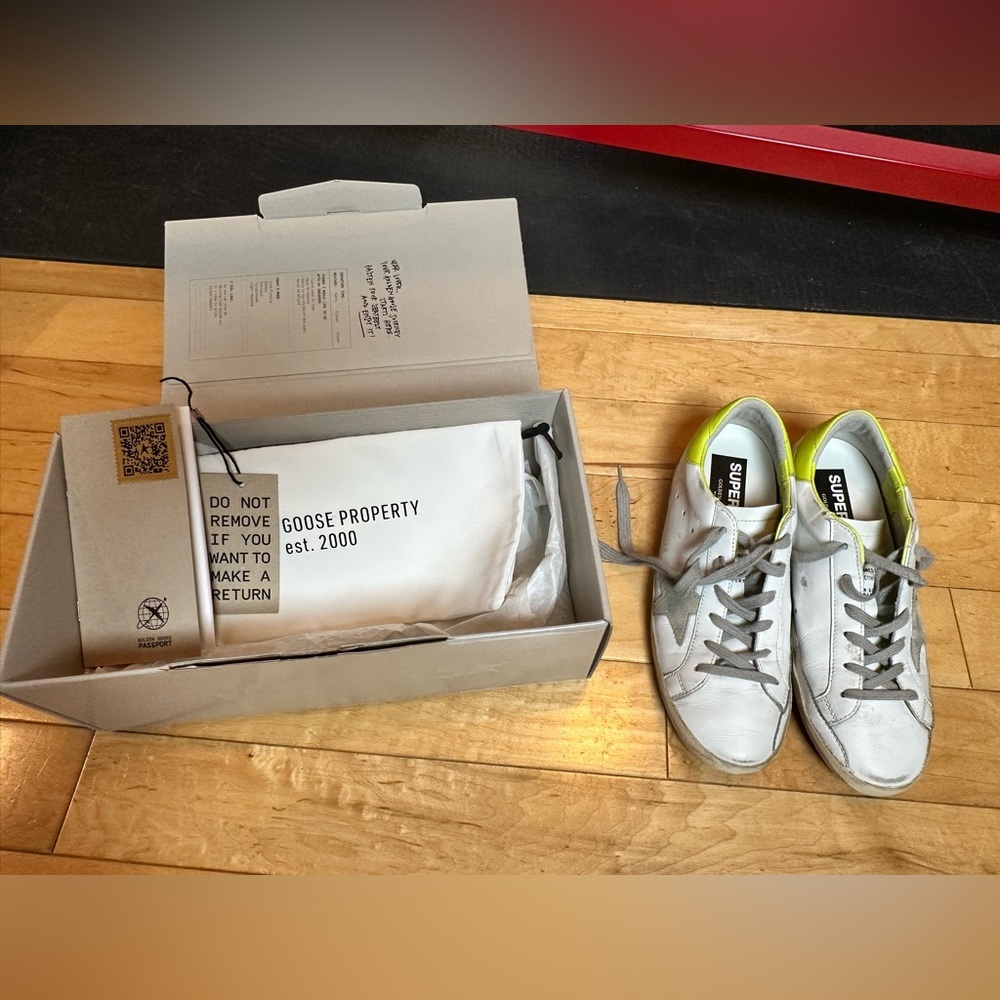 GOLDEN GOOSE (SOLD OUT) Super Star Sneakers 38